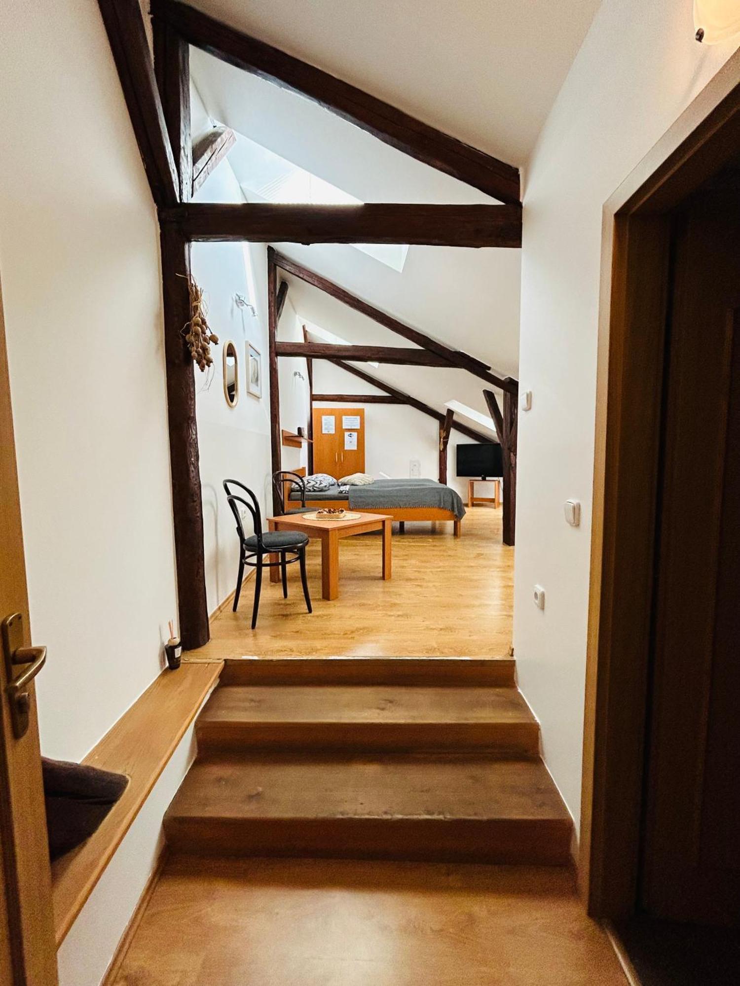 Penzion Podzamci Jaroslavice  Extérieur photo
