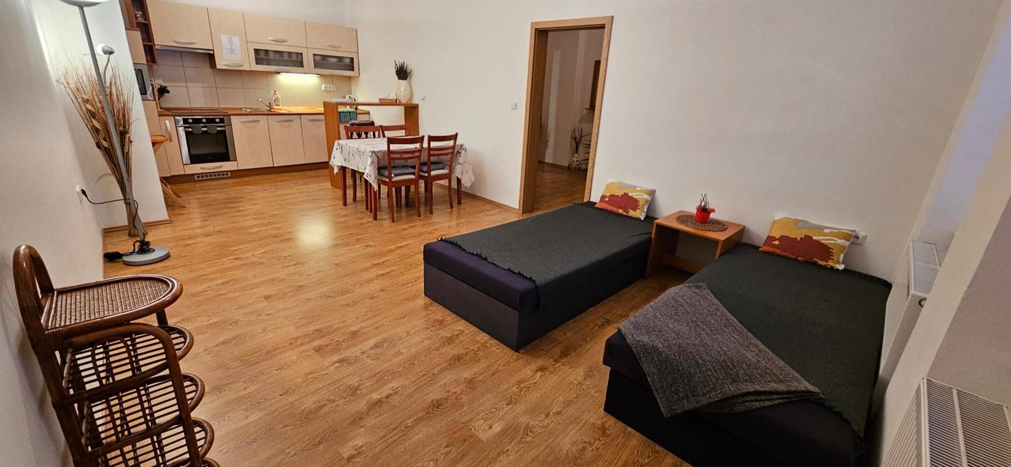 Penzion Podzamci Jaroslavice  Extérieur photo